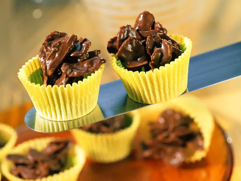 Schokomandelkonfekt mit Cornflakes