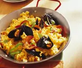 Paella mit Muscheln
