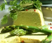 Mousse aus grünen Spargel