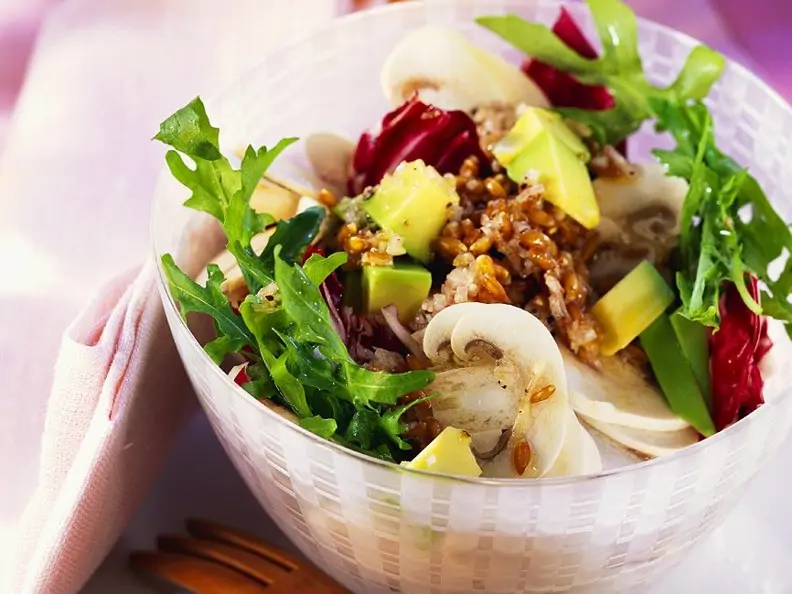 Bunter Salat mit Hafer