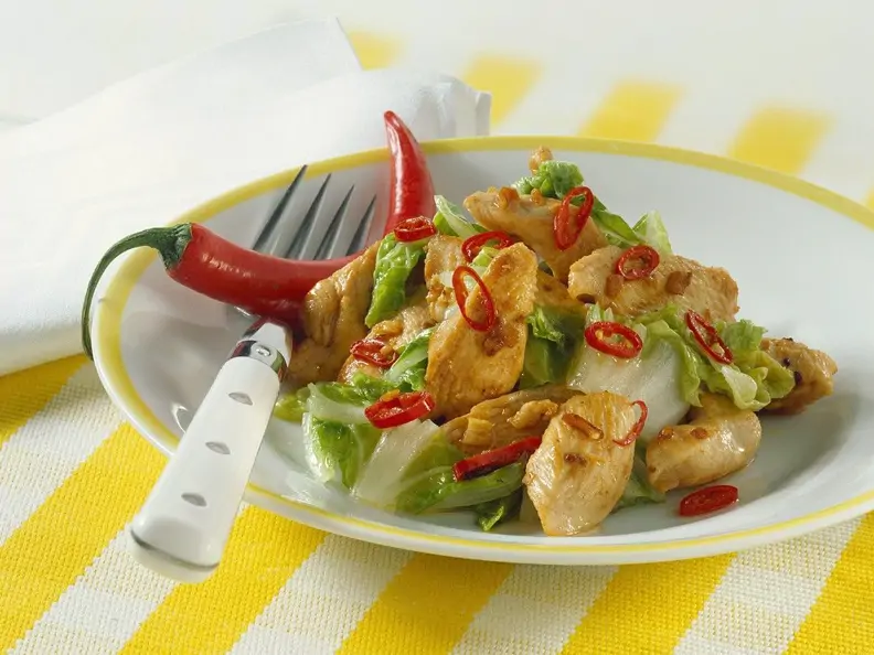 Hähnchenpfanne mit Chinakohl