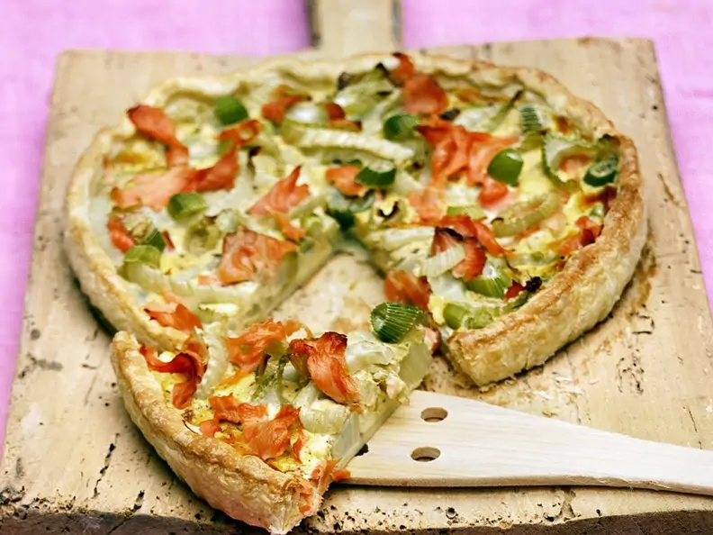Blätterteigtarte mit Lauch und Räucherlachs