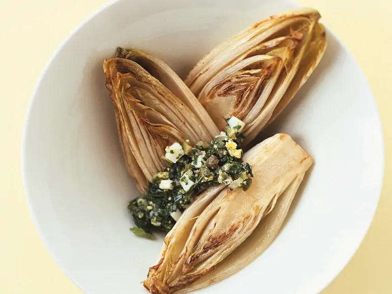 Chicorée mit Salsa verde