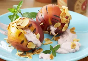Gegrillte Pfirsiche