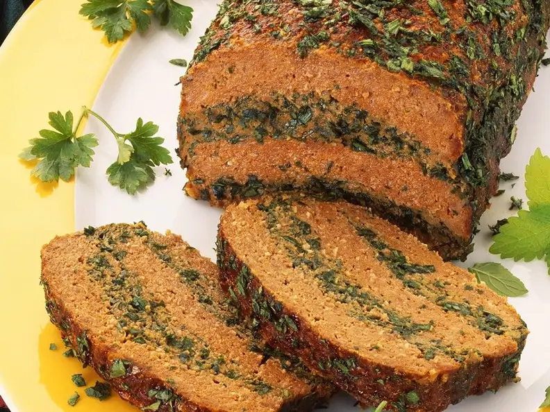 Hackbraten mit Kräutern