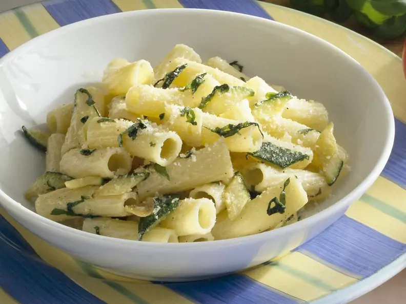 Rigatoni mit Zucchini