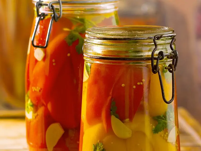In Essig eingelegte Paprika