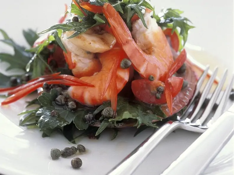 Salat mit Garnelen