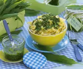 Nudeln mit Pesto