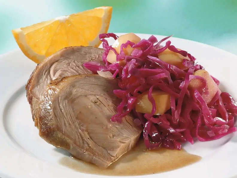 Putenbraten mit Rotkohl