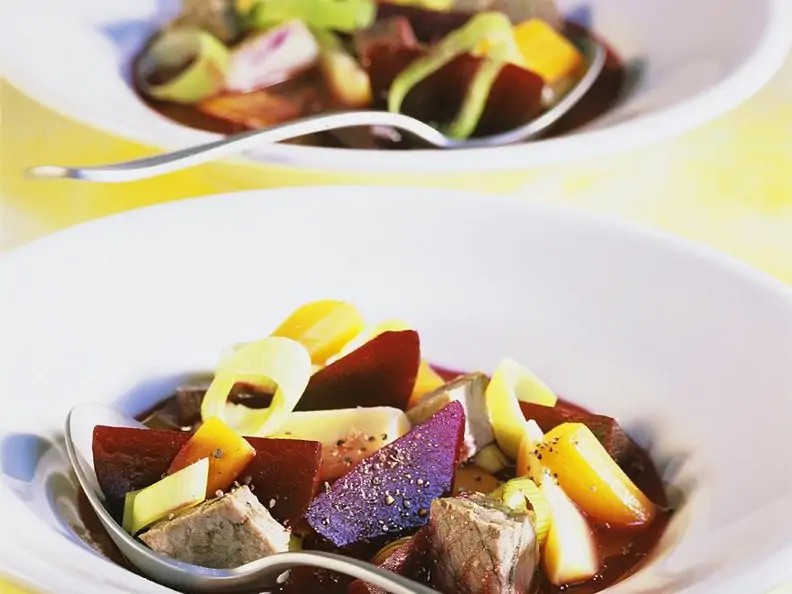 Rindfleischeintopf mit Gemüse