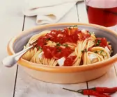 Nudeln mit Tomatensauce