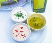 Rohkost mit dreierlei Saucen