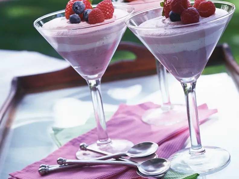 Quarkcreme mit Beeren
