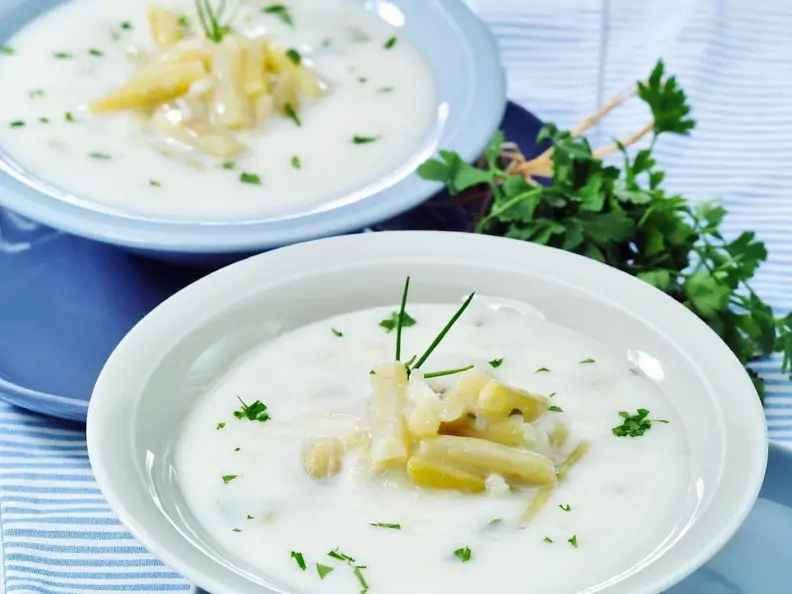 Kartoffelsuppe mit Wachsbohnen