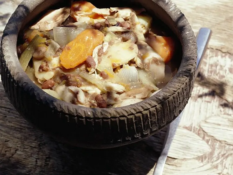 Hühnereintopf