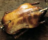 Gefüllte Ente vom Grill