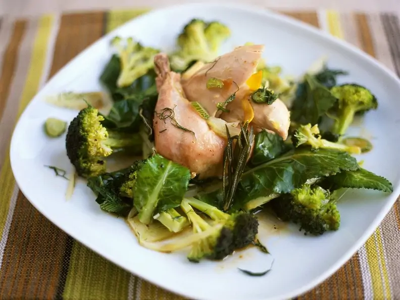 Kaninchen mit Gemüse