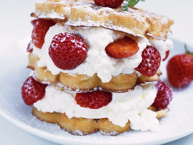 Waffeln mit Beeren