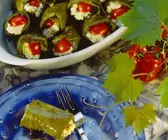 Türkische Weinblätter mit Auberginen