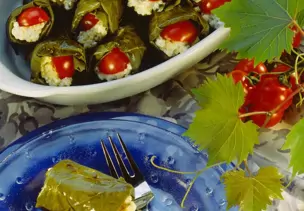 Türkische Weinblätter mit Auberginen