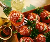 Orientalisch gefüllte Tomaten
