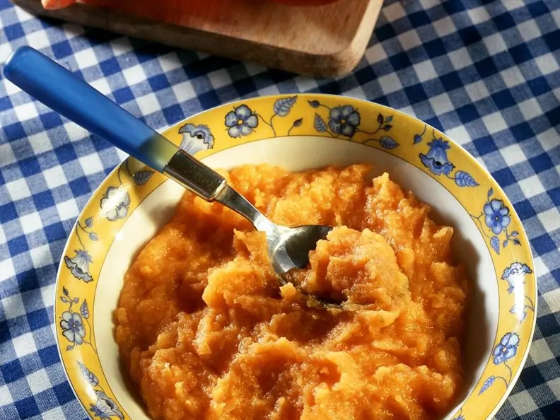 Karottenbrei mit Apfel
