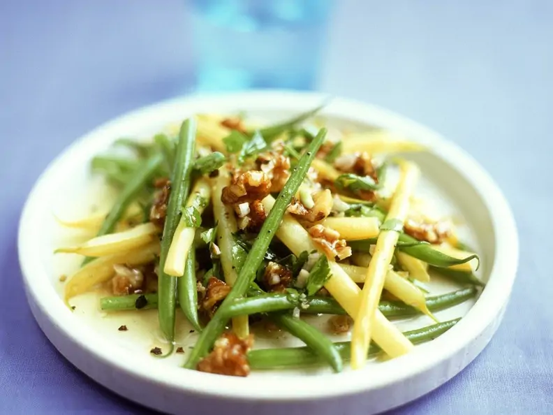 Omas Bohnensalat