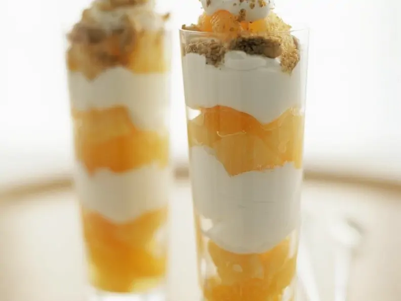 Sahnecreme mit Orangen