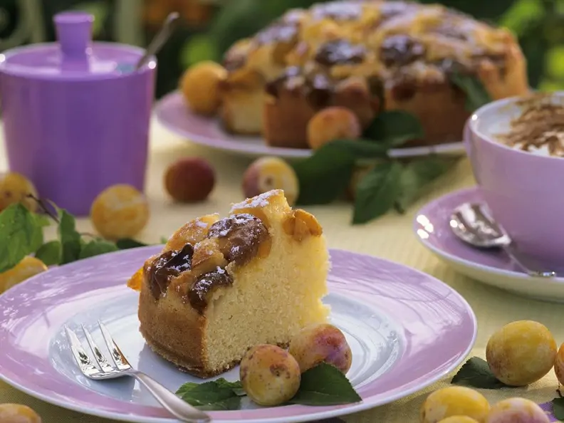 Rührkuchen mit Mirabellen