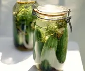 Eingelegte Gurken süß-sauer