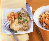 Meerrettich-Putenschnitzel mit Gemüse
