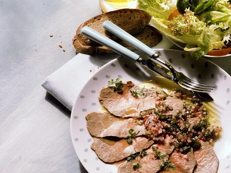 Kaltes Roastbeef mit Vinaigrette