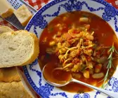 Bohnen-Tomatensuppe