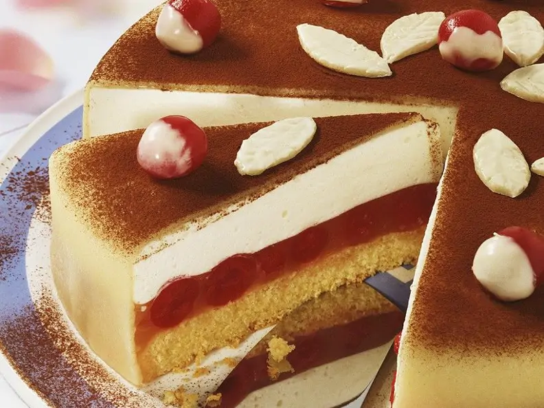 Kirsch-Sahnetorte