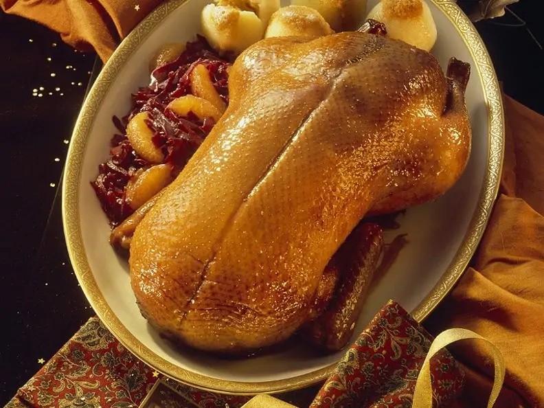 Ente mit Beilagen