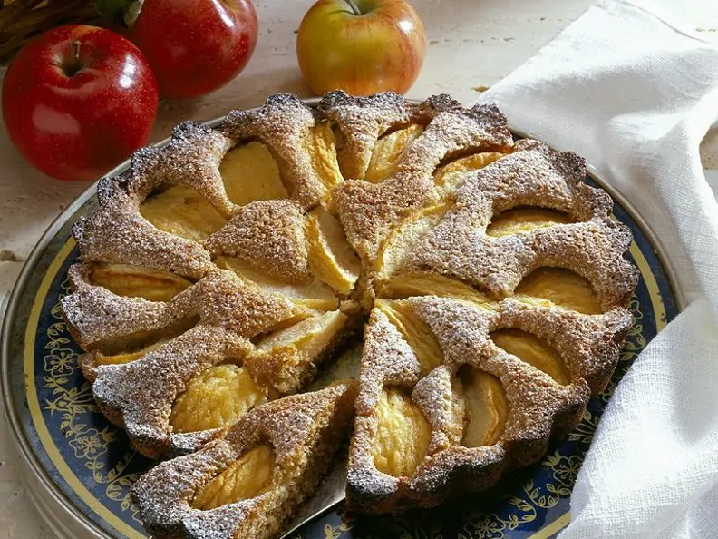 Versunkener Vollkorn-Apfelkuchen