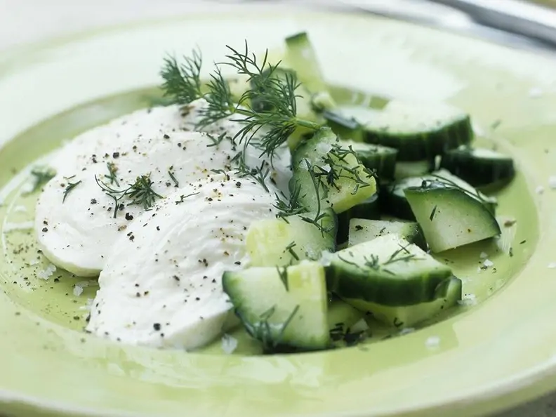 Mozzarella mit Gurke