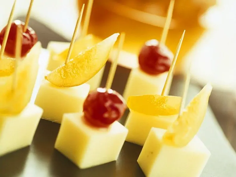 Käse-Frucht-Häppchen