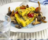 Polentaschnitten mit Petersilie