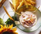Kohlrabi im Backteig mit Joghurtdip