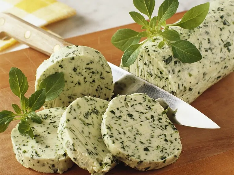 Kräuterbutter