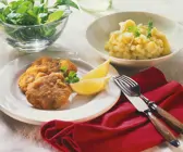 Klassisches Wiener Schnitzel mit Kartoffelsalat