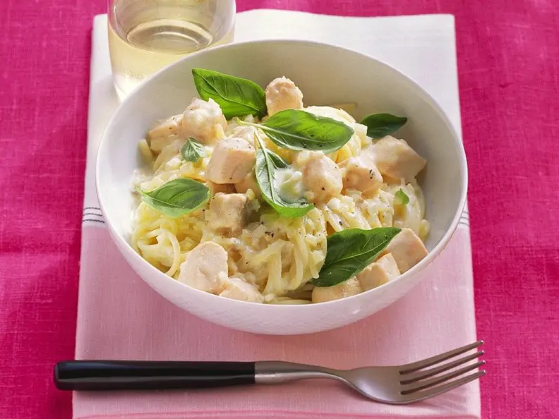Nudeln mit Lachs