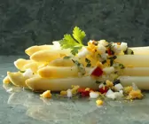 Weißer Spargel mit Eierdressing
