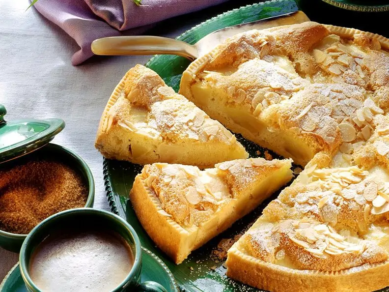 Feiner Orangen-Apfelkuchen