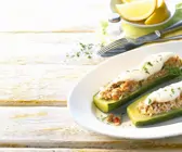 Zucchini mit Reis-Hackfleischfüllung