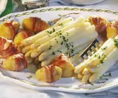 Spargel mit Schinken-Kartoffeln