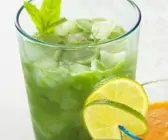 Spinat-Minze-Saft