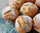 Frische Weizenbrötchen